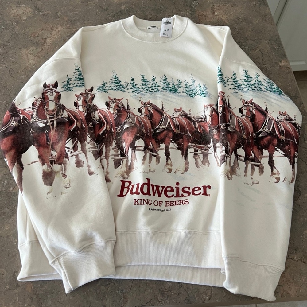 Abercrombie & Fitch Viral Budweiser Sweatshirt NWT